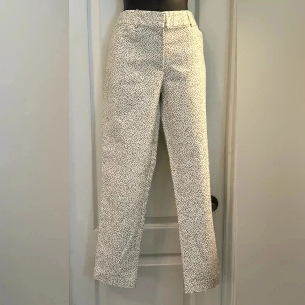 Liz Claiborne white and tan pants